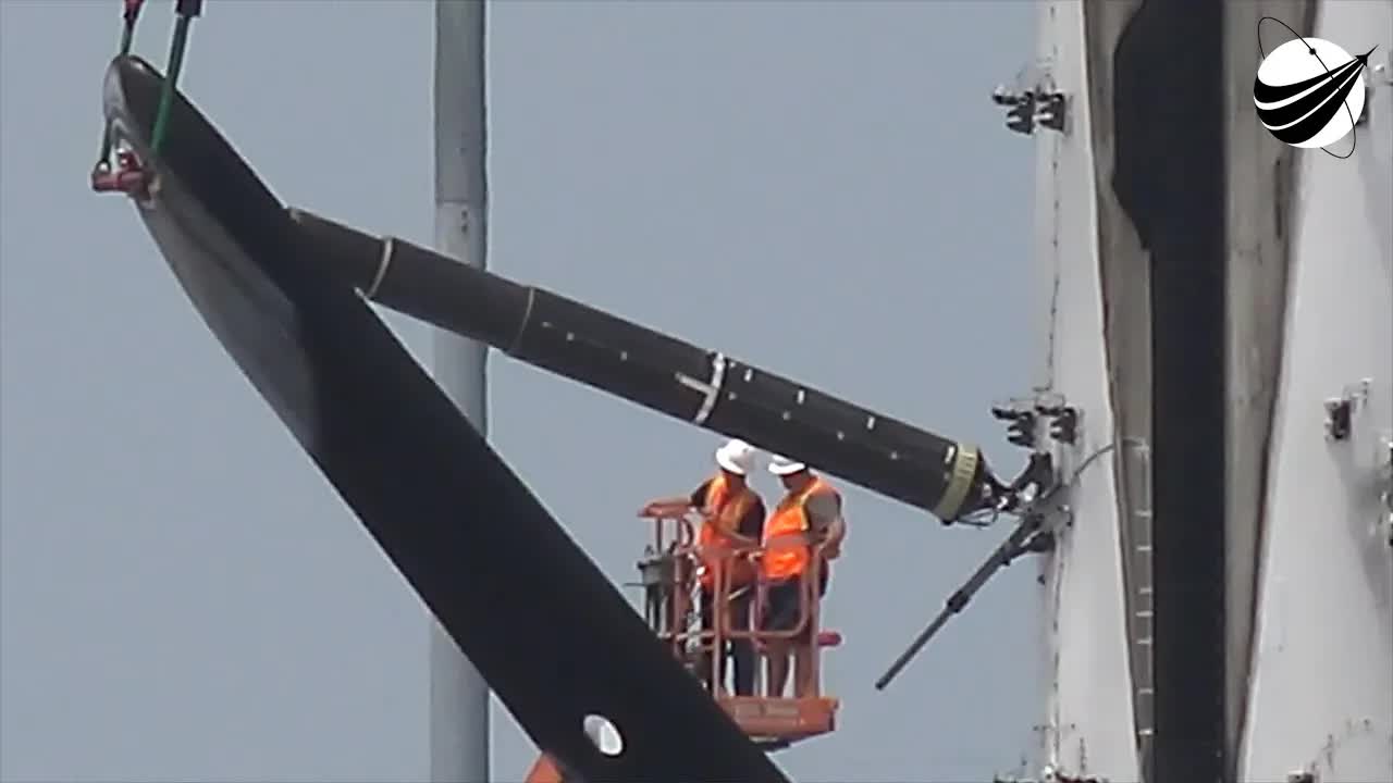 SpaceX - First Leg Retract - Booster Lift   07-27-2018