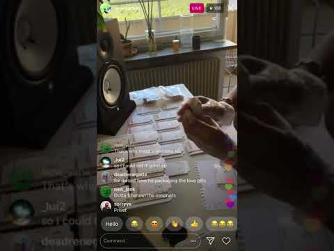 Ecco2k making the love pill boxes - Instagram Live