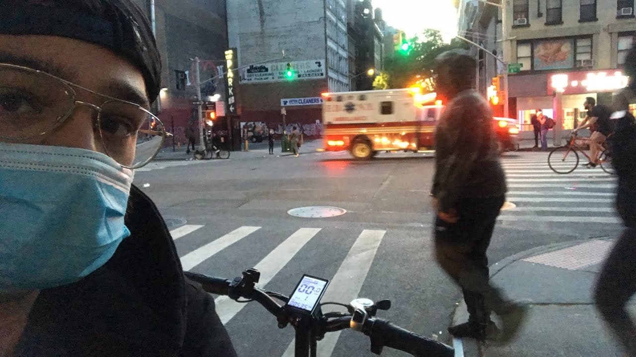 Black Lives Matters protesters looting stores in Midtown NYC Live Stream