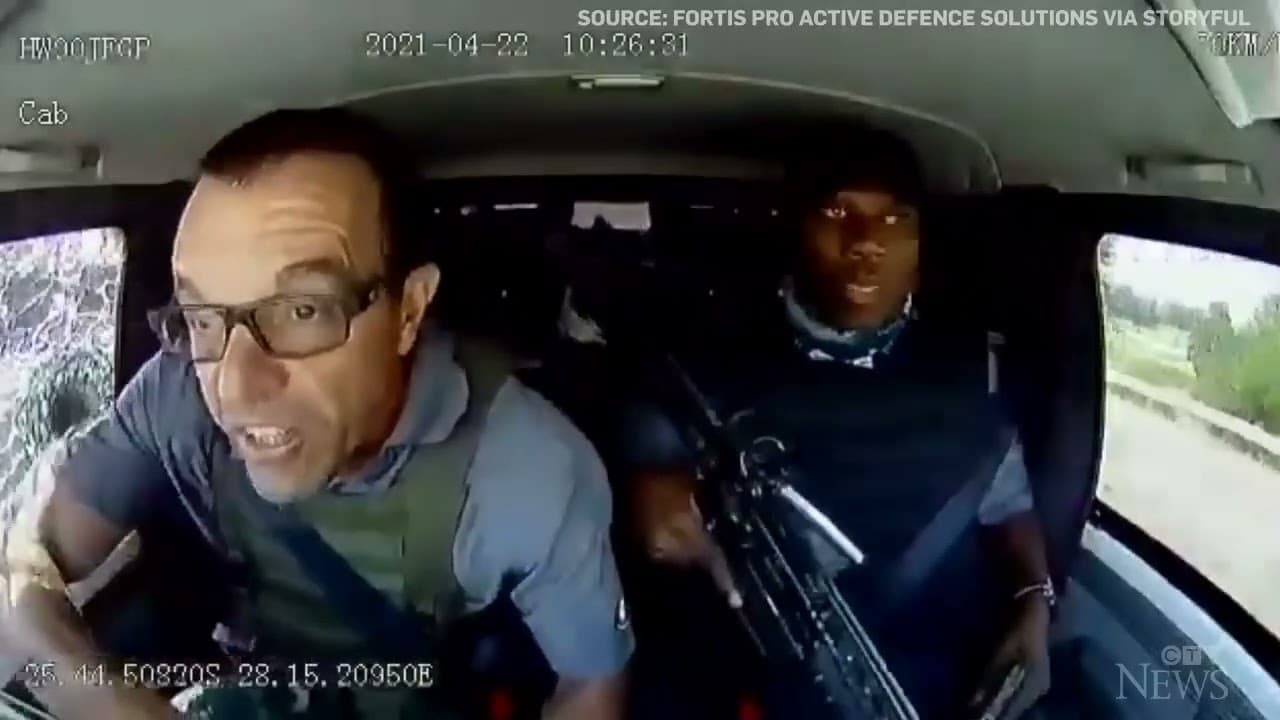 Driver of armoured vehicle evades armed robbers in brazen highway heist | CAUGHT ON CAMERA